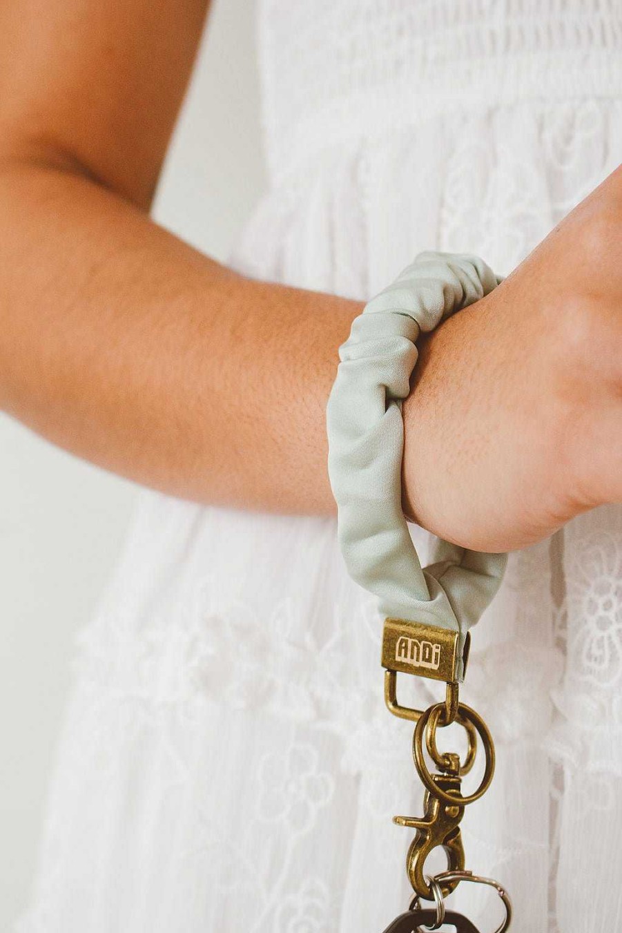 Accessories ANDI | Spring Necessity Keychain In Pistachio