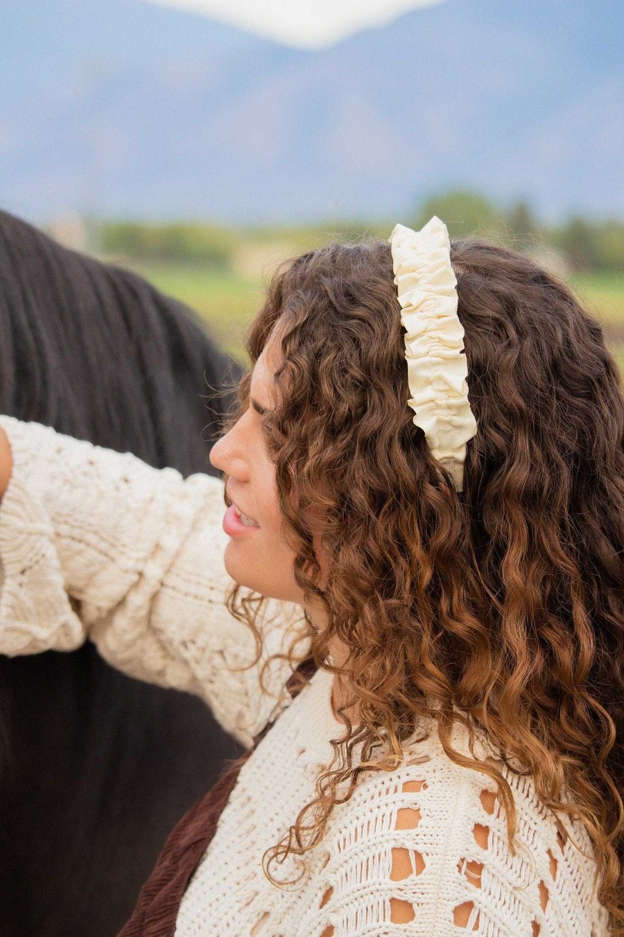 All Hair ANDI | Cream Ruffle Headband