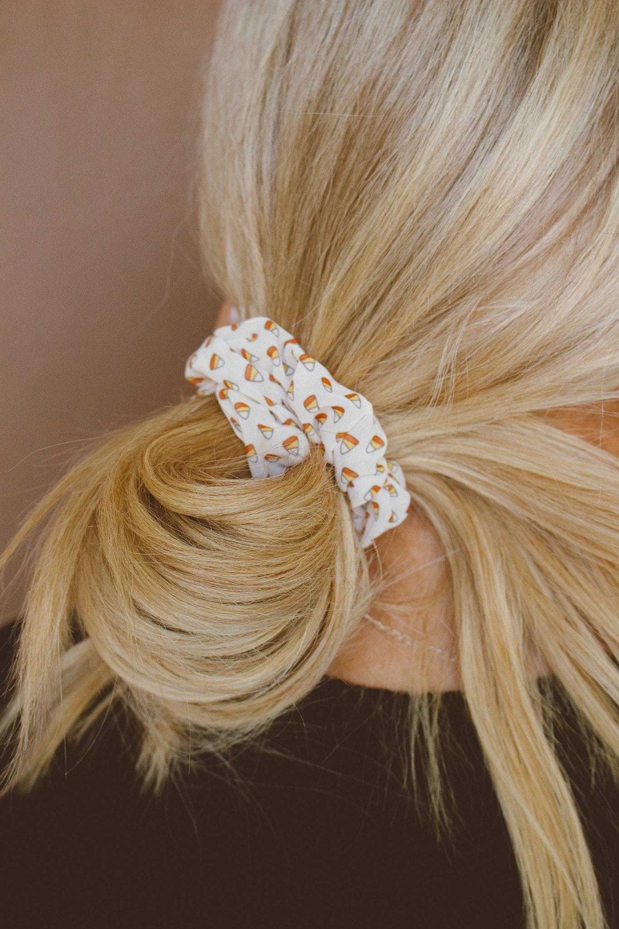 All Hair ANDI | Candy Corn Oversized Scrunchie