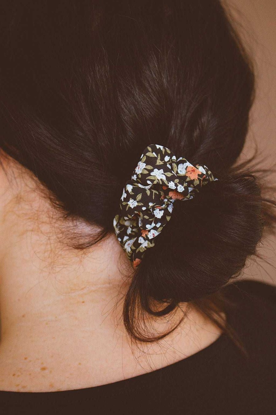 All Hair ANDI | Sabrina Floral Oversized Scrunchie