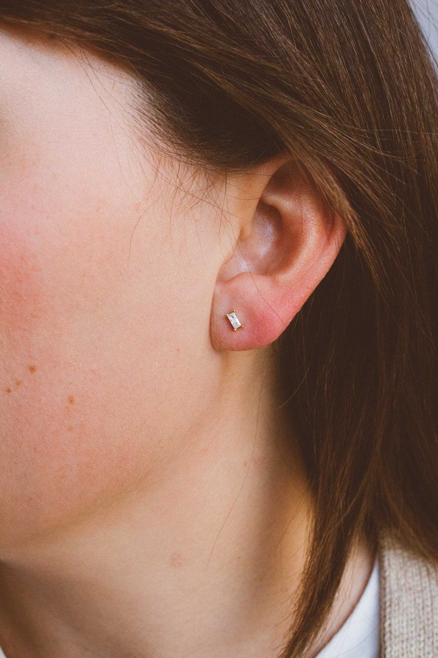 Accessories ANDI | Crystal Studs - Hypoallergenic