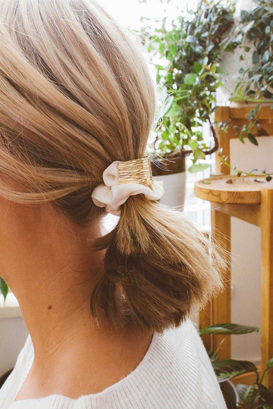 All Hair ANDI | Sweetheart Gold Bar Scrunchie